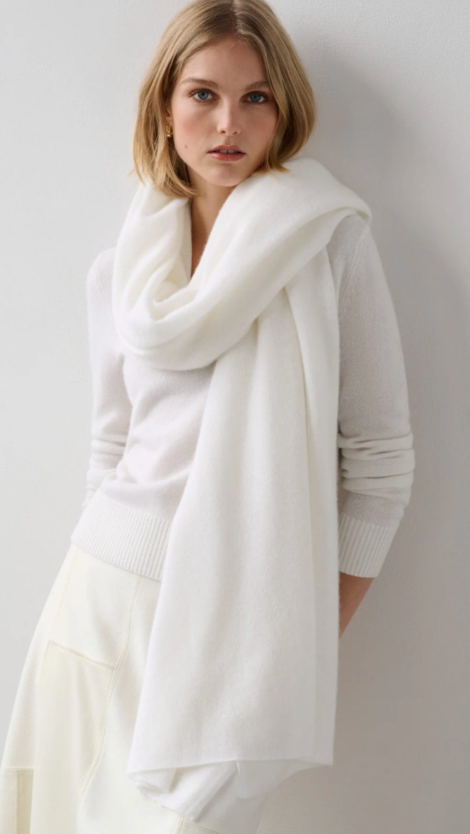 White + Warren- Cashmere Travel Wrap