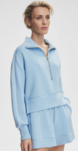 Load image into Gallery viewer, Varley- Davenport Half Zip
