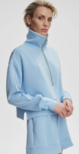 Load image into Gallery viewer, Varley- Davenport Half Zip

