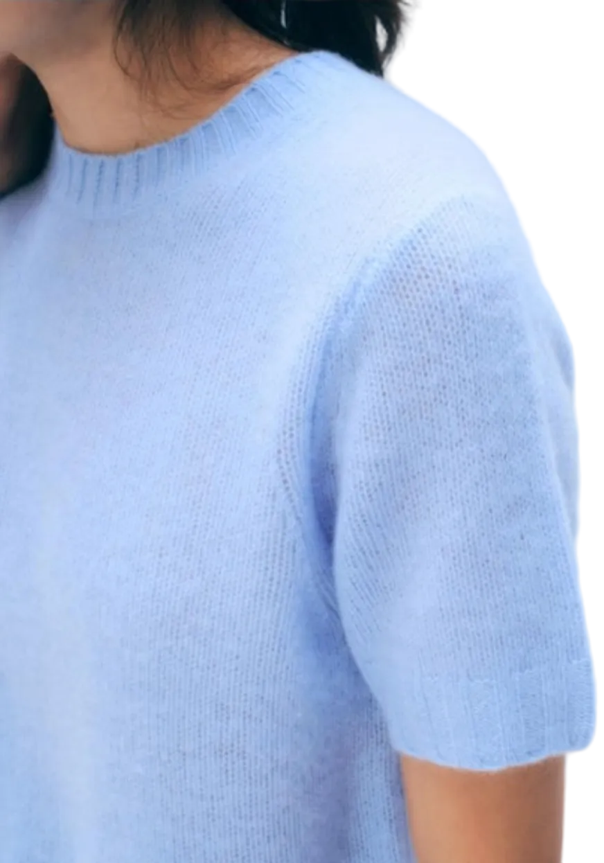 White + Warren- Featherweight Cashmere T-Shirt