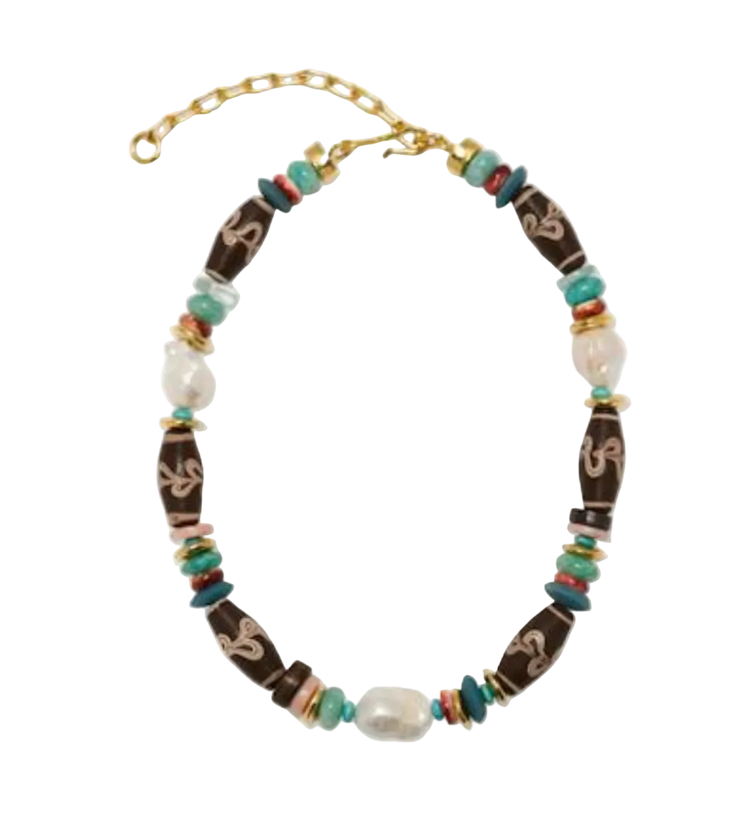 LF- Souvenir Necklace