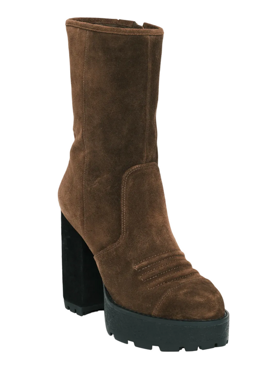 Cinq á Sept- Marley Lug Sole Platform Boot