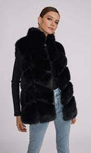 Load image into Gallery viewer, GL- Whitley Faux Fur Vest
